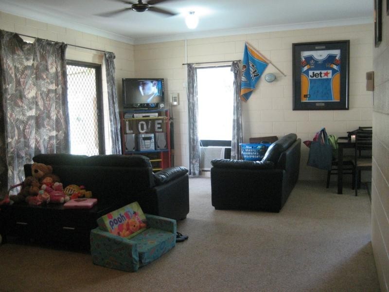 8 White Street, Cardwell QLD 4849