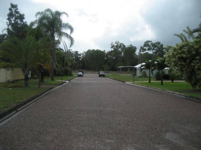 8 Edmondson Close, Cardwell QLD 4849