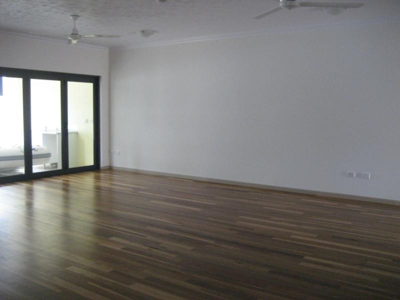 Unit 2/45 Royal Avenue, Cardwell QLD 4849