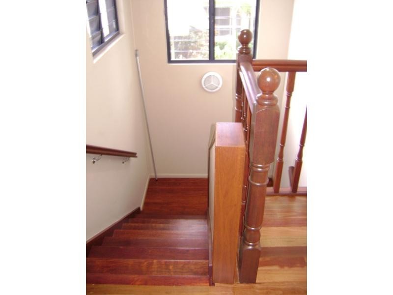 Unit 2/45 Royal Avenue, Cardwell QLD 4849