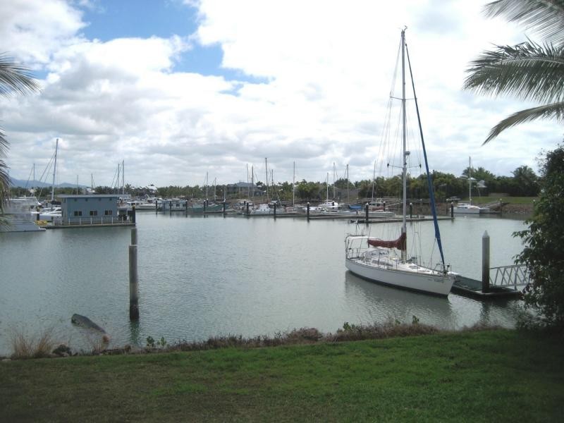 41 Royal Palm Avenue, Cardwell QLD 4849