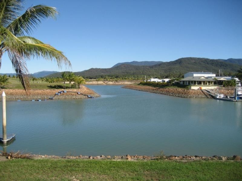 14 Royal Palm Avenue, Cardwell QLD 4849