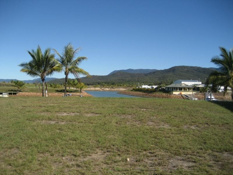 14 Royal Palm Avenue, Cardwell QLD 4849