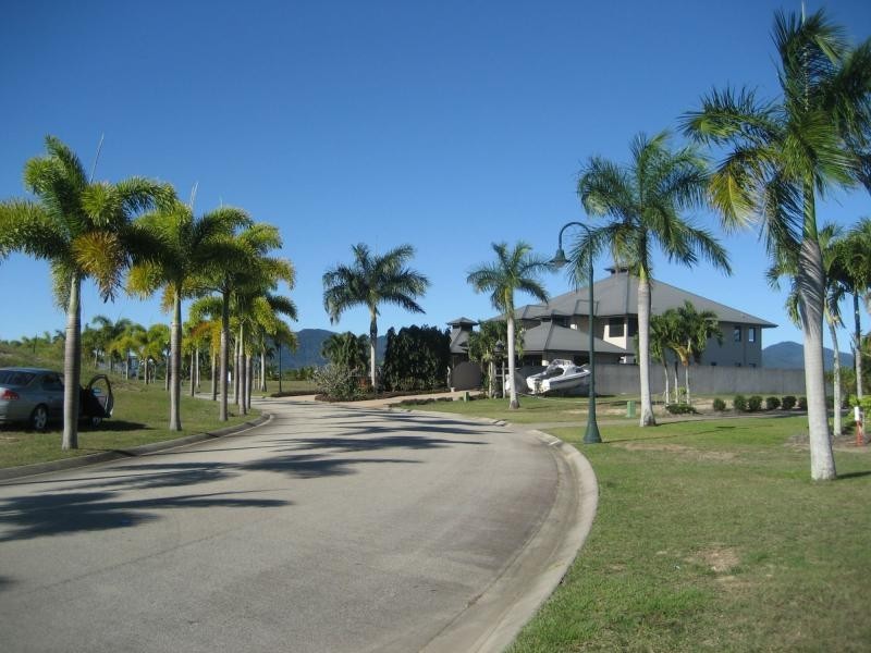 14 Royal Palm Avenue, Cardwell QLD 4849