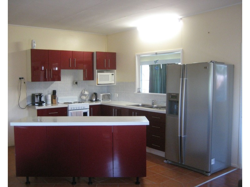 10 Toohey Street, Cardwell QLD 4849