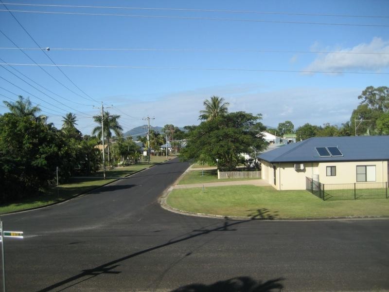 11 White Street, Cardwell QLD 4849