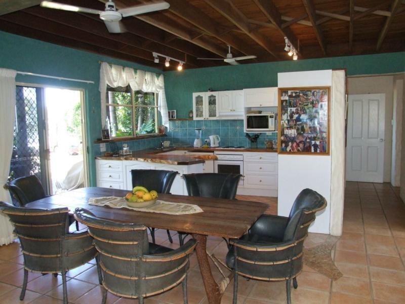 5 Marine Parade, Cardwell QLD 4849