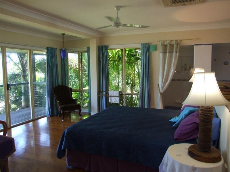 5 Marine Parade, Cardwell QLD 4849