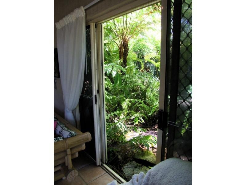 5 Marine Parade, Cardwell QLD 4849