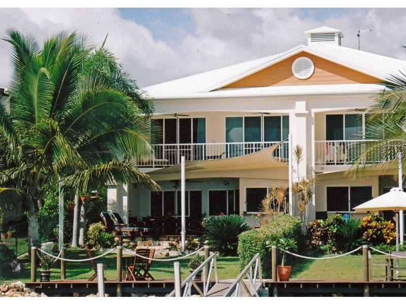 Unit 1/27 Poinciana Boulevard, Cardwell QLD 4849