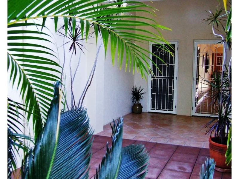 Unit 1/27 Poinciana Boulevard, Cardwell QLD 4849