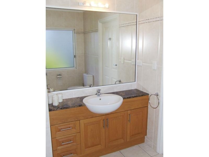 Unit 1/27 Poinciana Boulevard, Cardwell QLD 4849