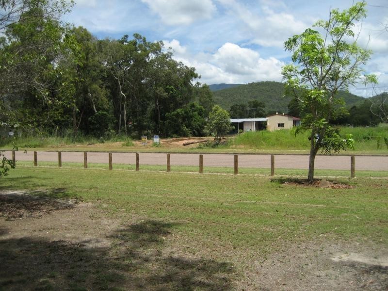 7 Coral Sea Drive, Cardwell QLD 4849