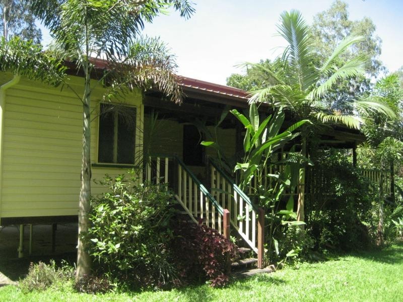 3 Bauhinia Drive, Carruchan QLD 4816