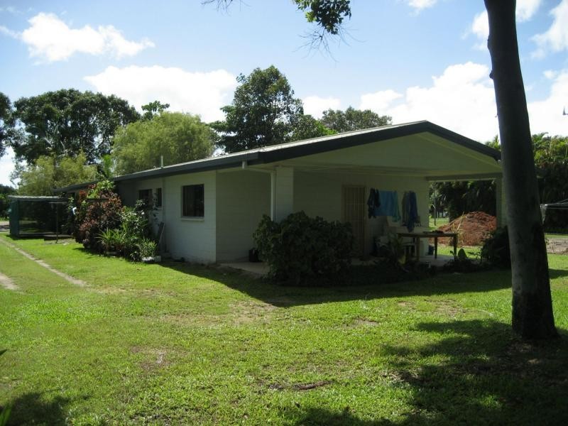 67 Roma Street, Cardwell QLD 4849