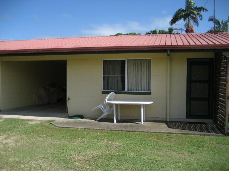 197 Victoria Street, Cardwell QLD 4849