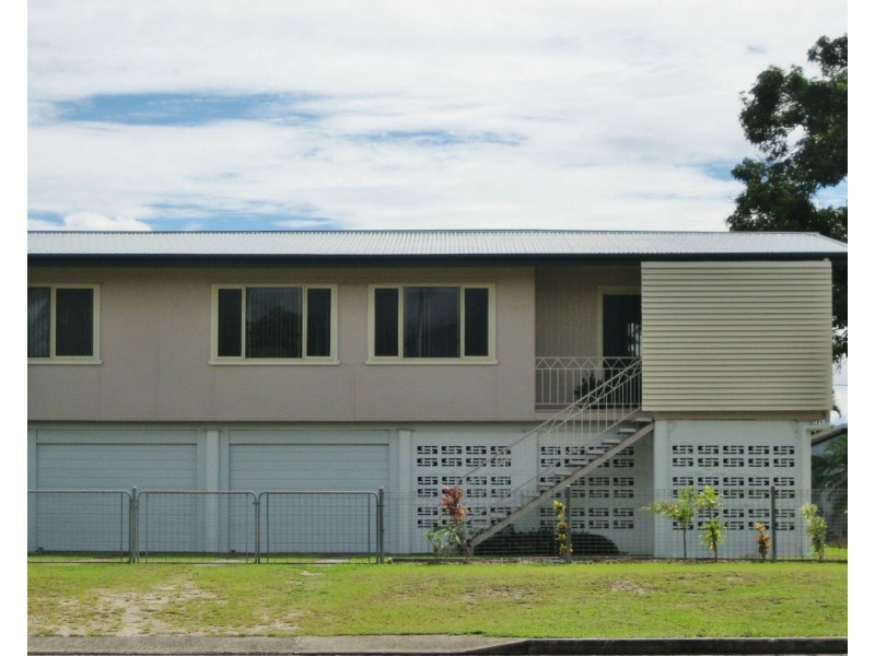 166 Victoria Street, Cardwell QLD 4849