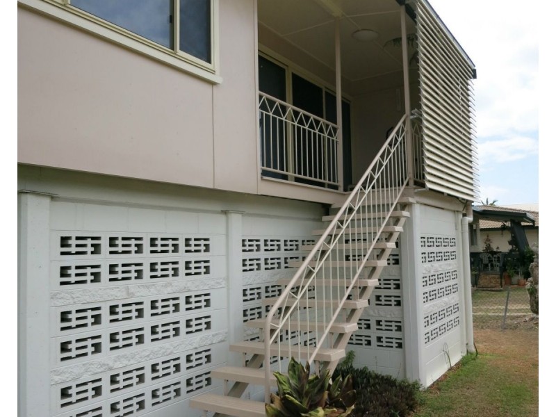 166 Victoria Street, Cardwell QLD 4849