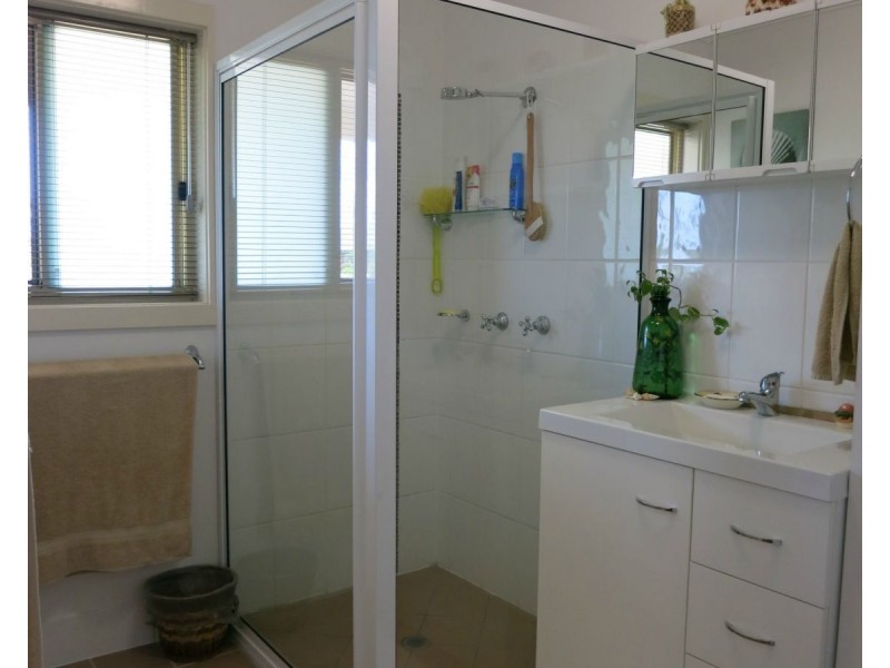 166 Victoria Street, Cardwell QLD 4849