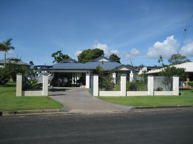 14 Winter Street, Cardwell QLD 4849