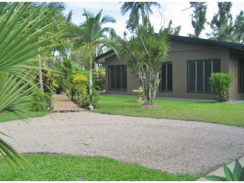 14 Roma Street, Cardwell QLD 4849