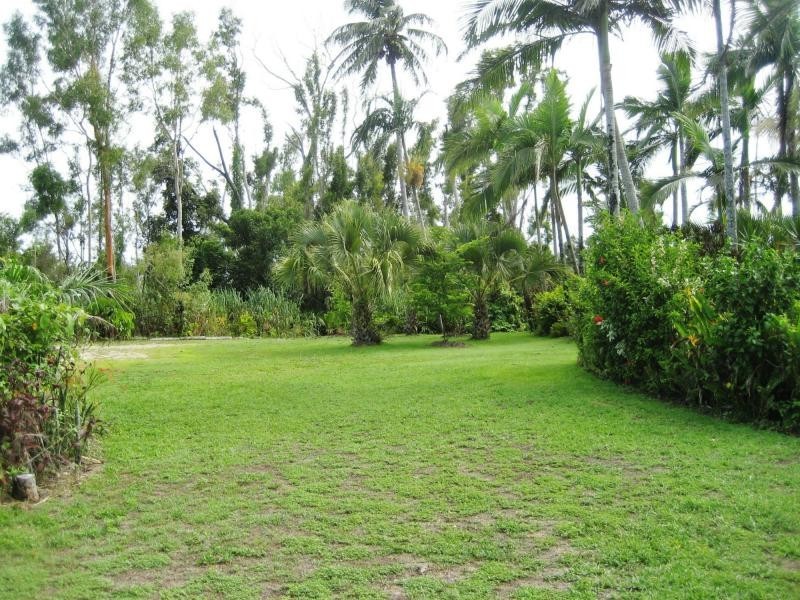 14 Roma Street, Cardwell QLD 4849