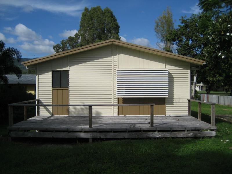 60 Roma Street, Cardwell QLD 4849