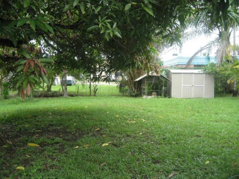 54 Bowen Street, Cardwell QLD 4849