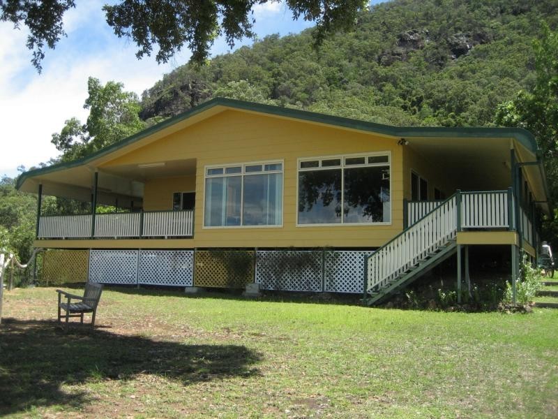 51531 Bruce Highway, Rungoo QLD 4849