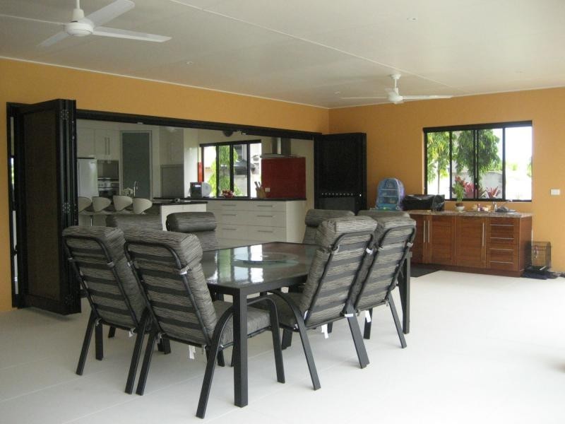 18 Royal Palm Avenue, Cardwell QLD 4849