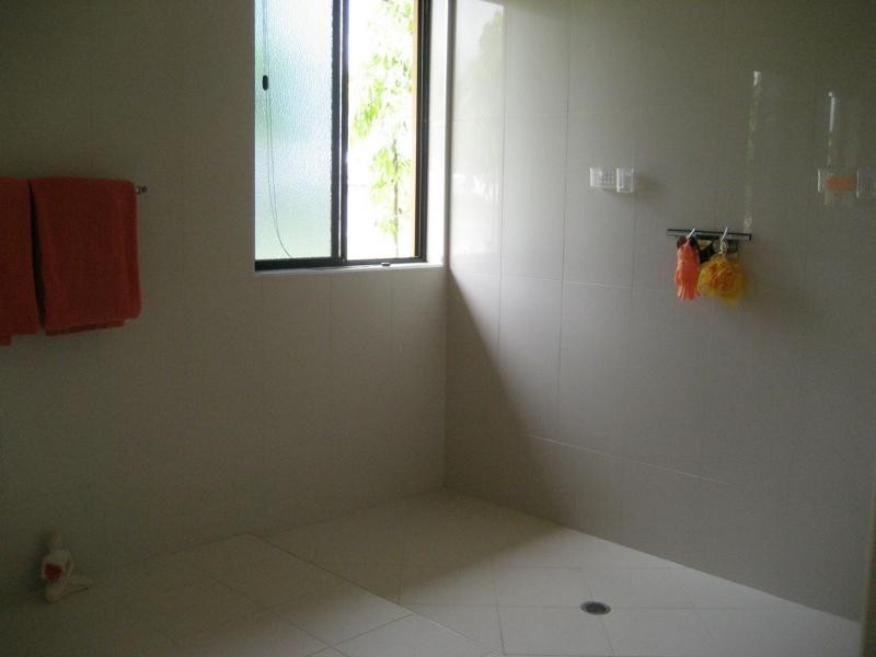 18 Royal Palm Avenue, Cardwell QLD 4849