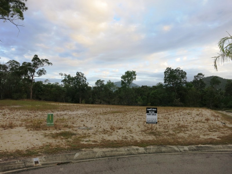 13 Phillips St, Cardwell QLD 4849