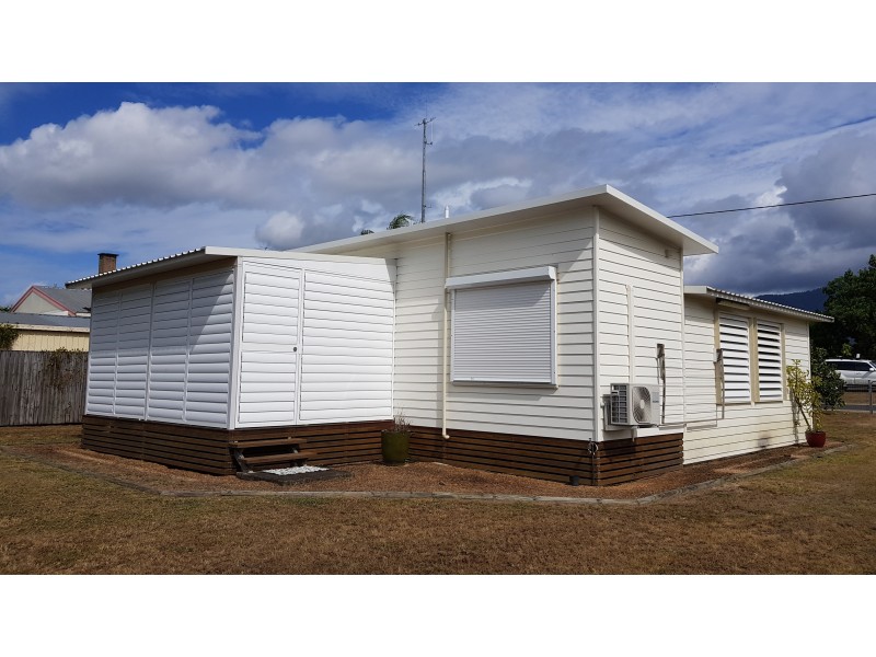 67 Victoria St, Cardwell QLD 4849