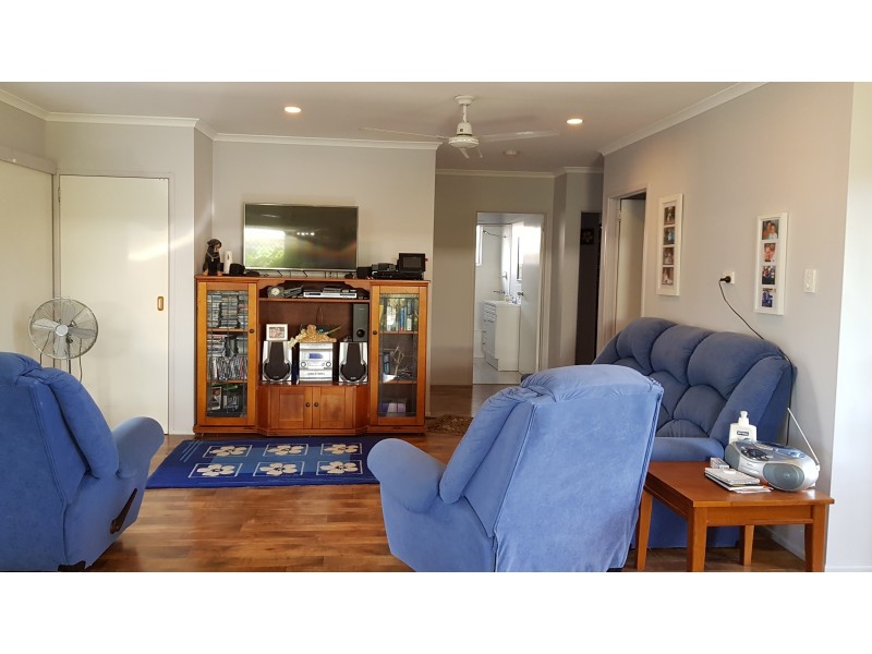 5 Albert St, Cardwell QLD 4849