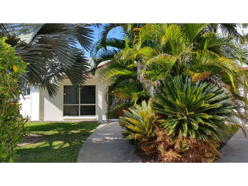 11 Feist Cl, Cardwell QLD 4849