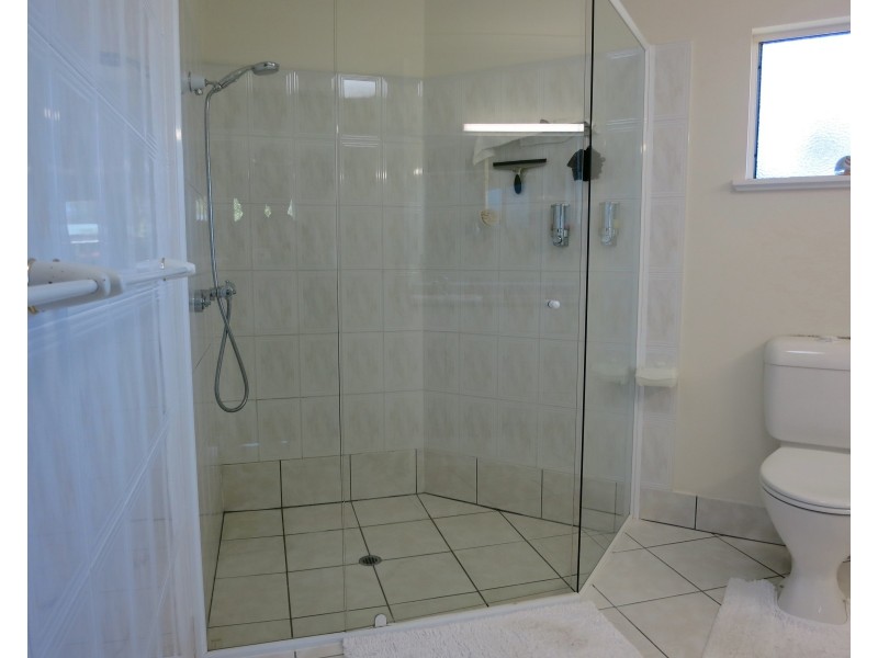 11 Feist Cl, Cardwell QLD 4849