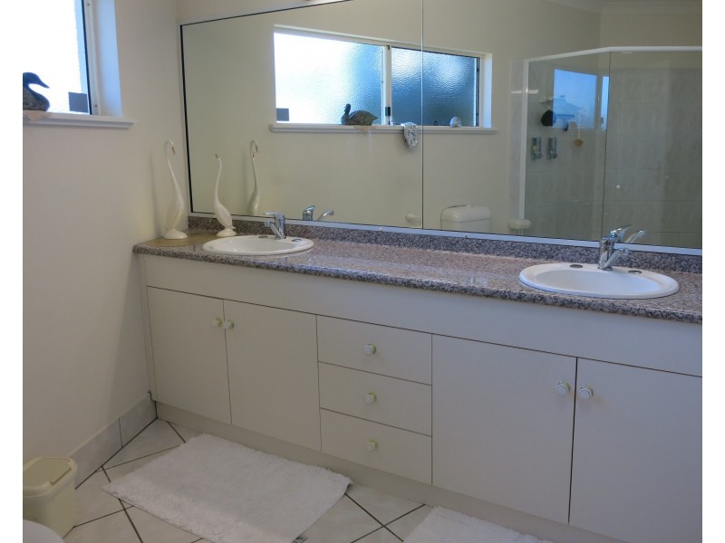 11 Feist Cl, Cardwell QLD 4849