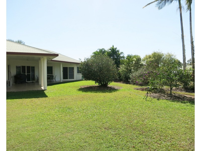 11 Feist Cl, Cardwell QLD 4849