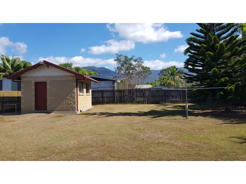 79 Roma St, Cardwell QLD 4849
