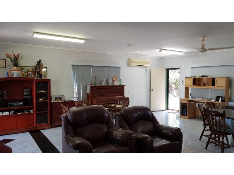 30 Winter St, Cardwell QLD 4849