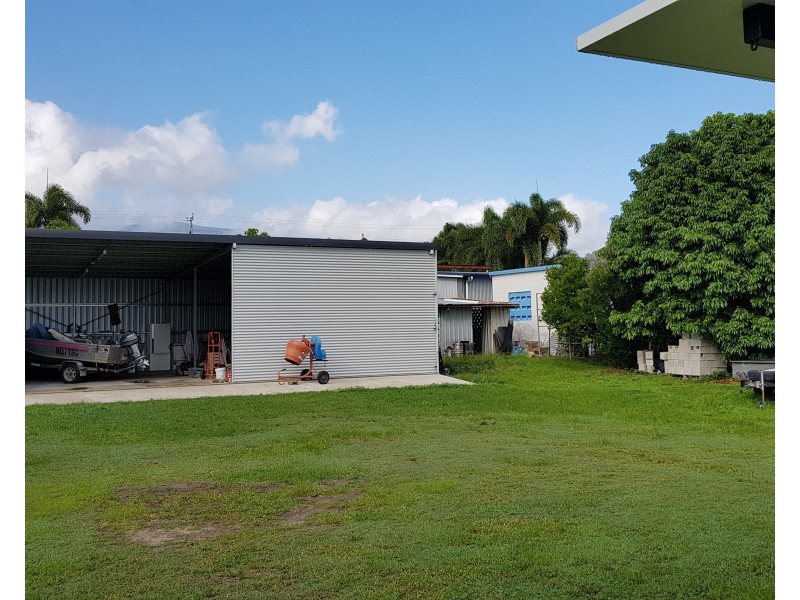 153 Victoria St, Cardwell QLD 4849