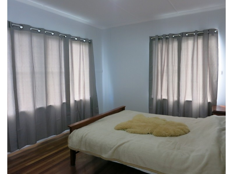 153 Victoria St, Cardwell QLD 4849