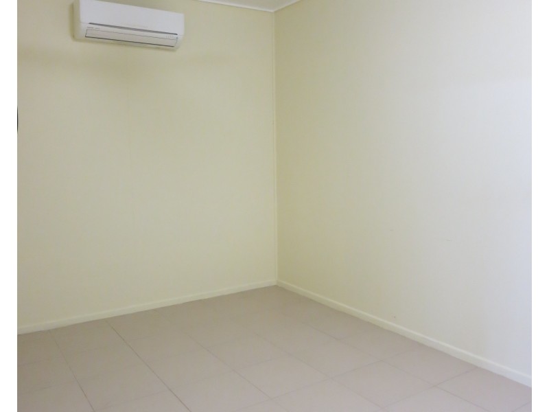 25 Marine Pde, Cardwell QLD 4849