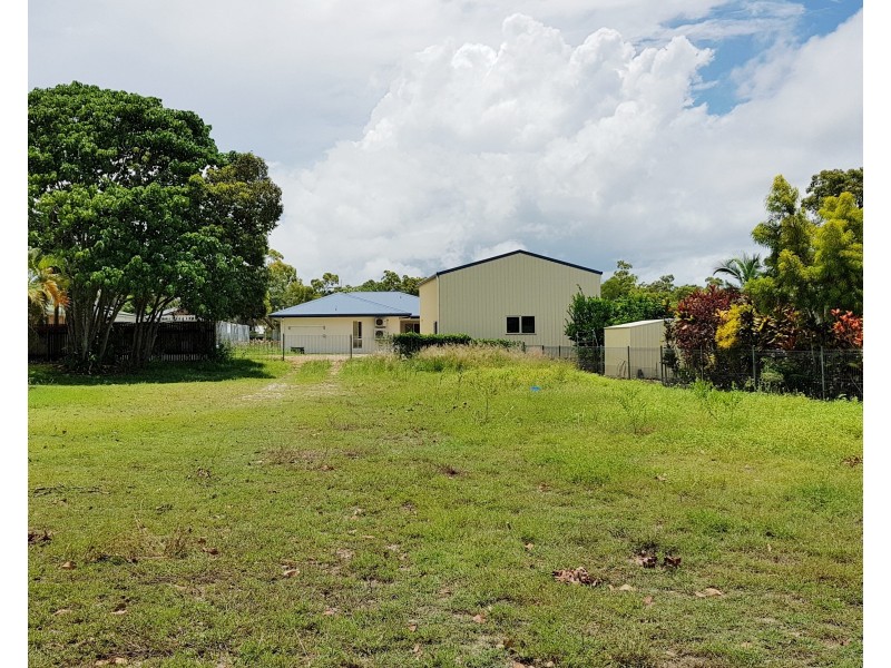 41 White St, Cardwell QLD 4849