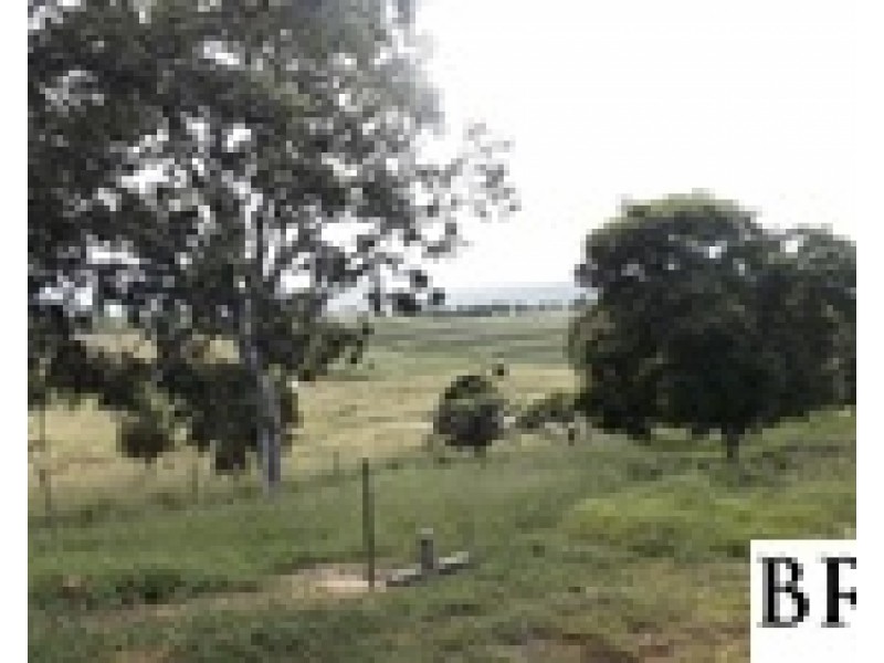 4 Meek Street, Tingoora QLD 4608