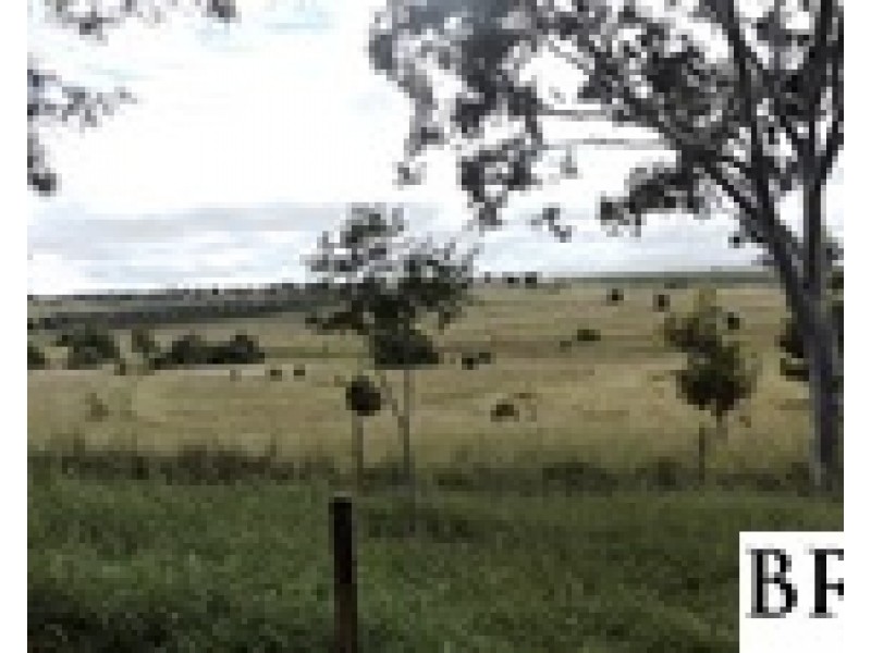 4 Meek Street, Tingoora QLD 4608