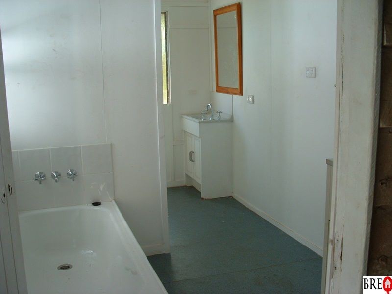 27 Bramston Street, Wondai QLD 4606