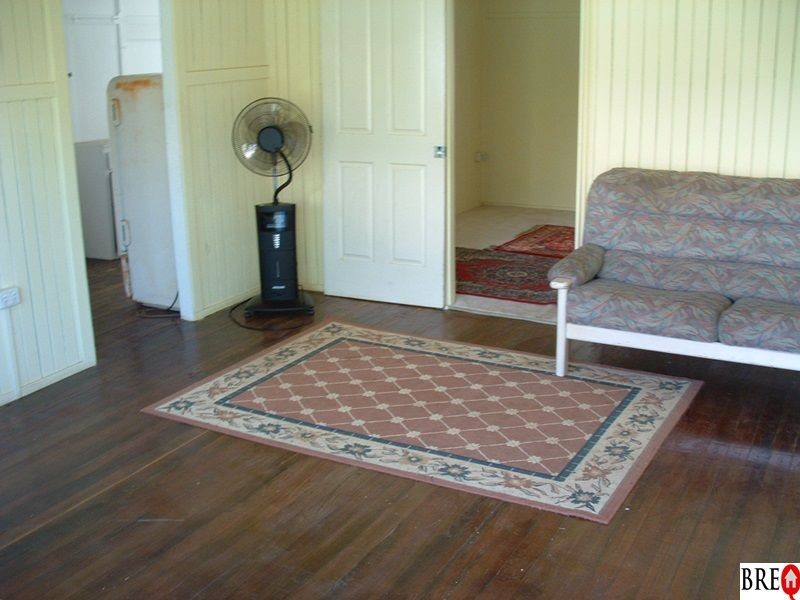 27 Bramston Street, Wondai QLD 4606