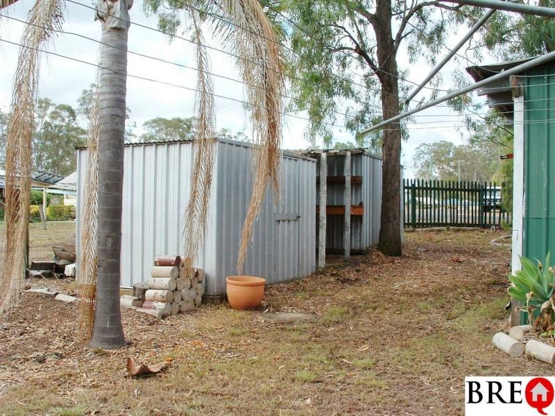 15 Robinsons Lane, Wondai QLD 4606