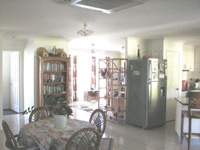 40 Grant Crescent, Wondai QLD 4606